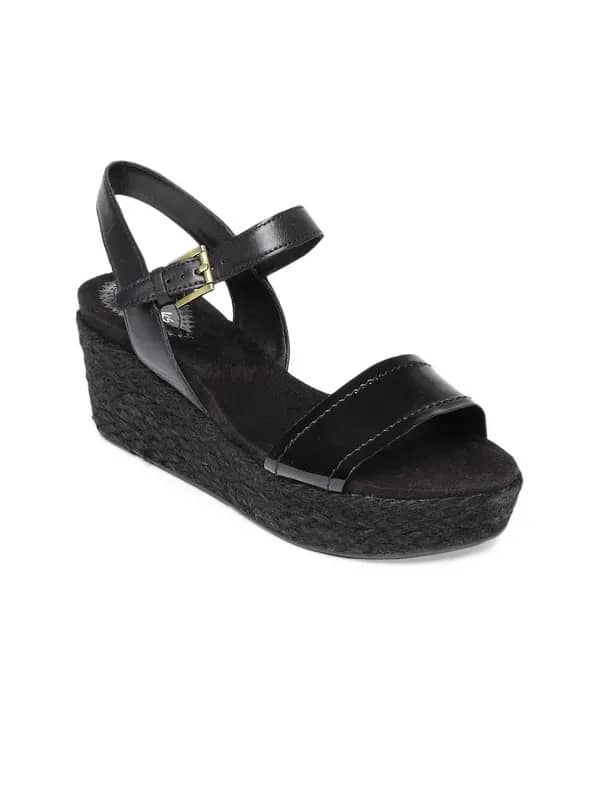 Clarks Women Black Onslow Beat Leather Wedges