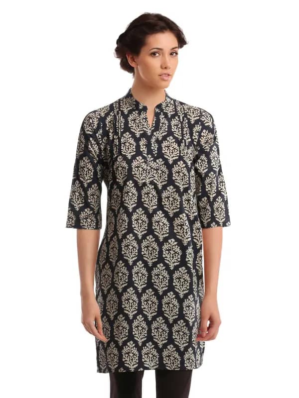 Alma Women Navy Blue Kurta