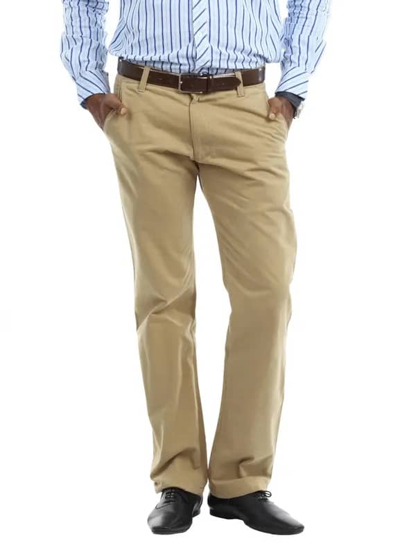 Highlander Men Khaki Chinos