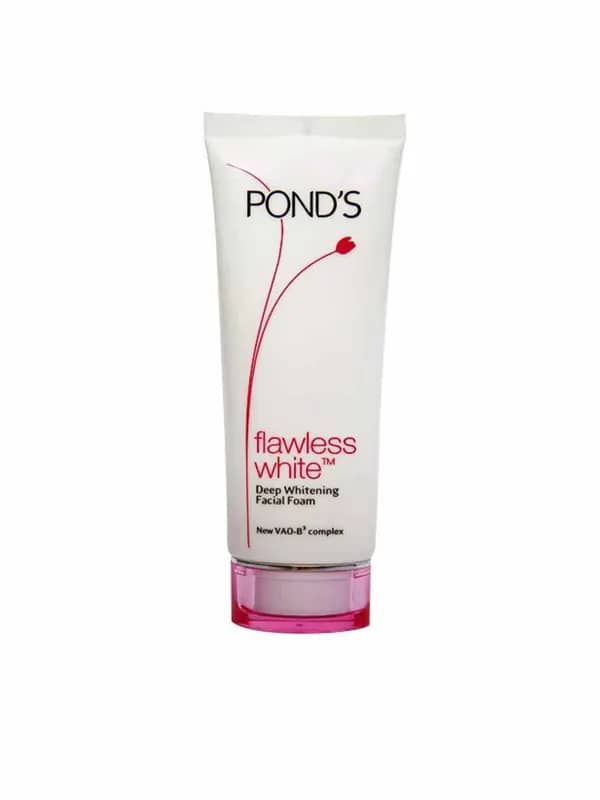 Pond's Flawless White Deep Whitening Facial Foam