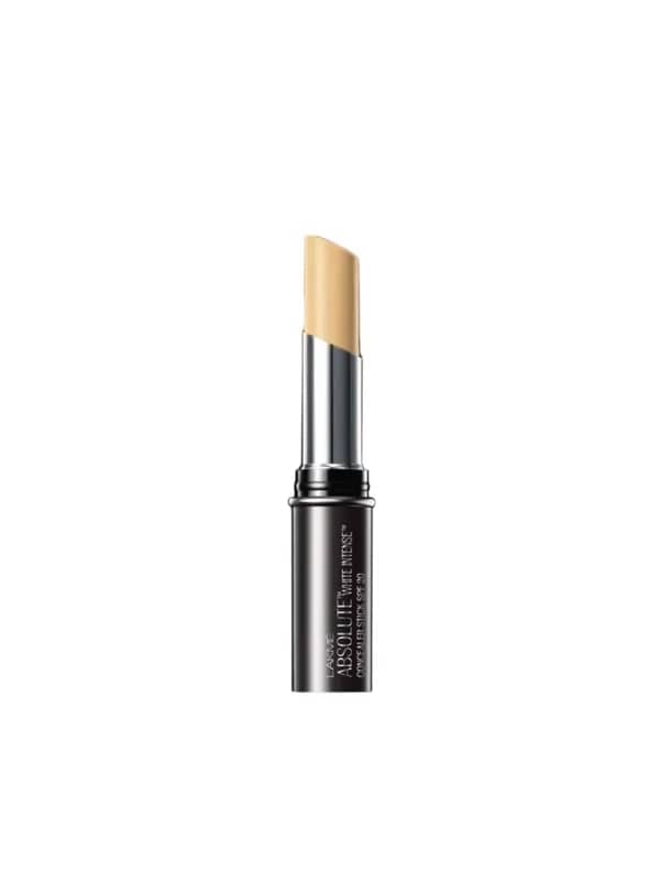 Lakme Absolute White Intense Light to Medium Concealer
