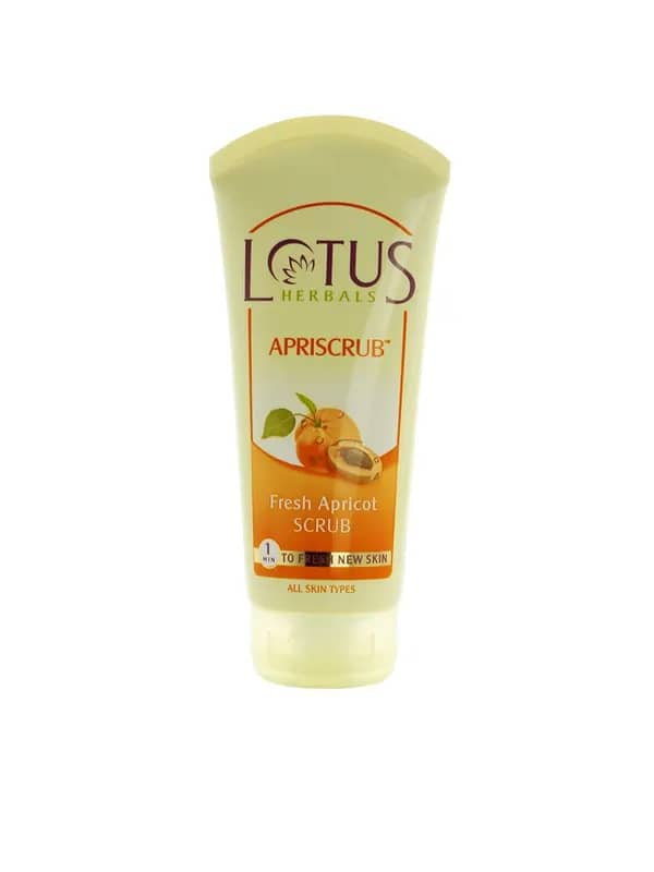 Lotus Herbals Apricot Scrub