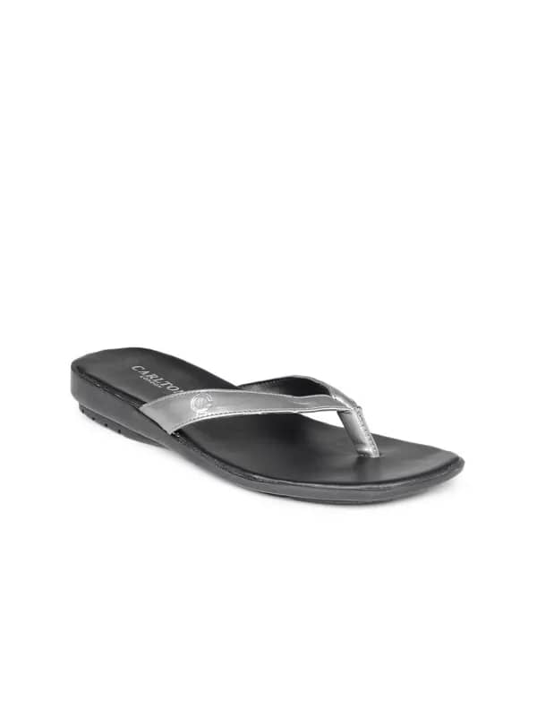 Carlton London Women Silver Toned Flats