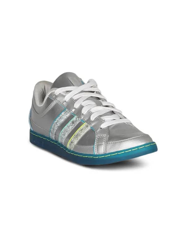 ADIDAS Women's Agashae Silver Shoe