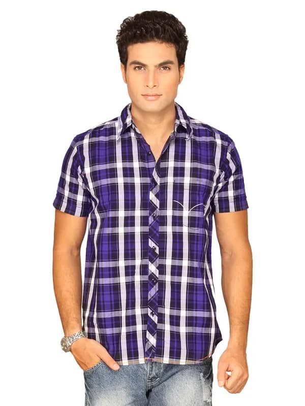 Highlander Men Solid Poplin Purple Shirts