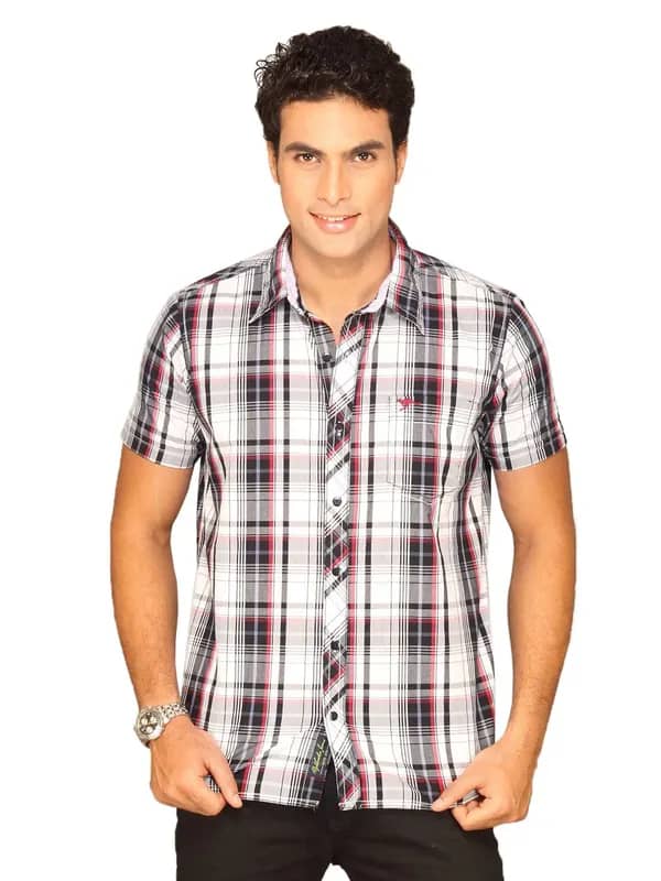 Highlander Men Black & White Checked Slim Fit Shirt