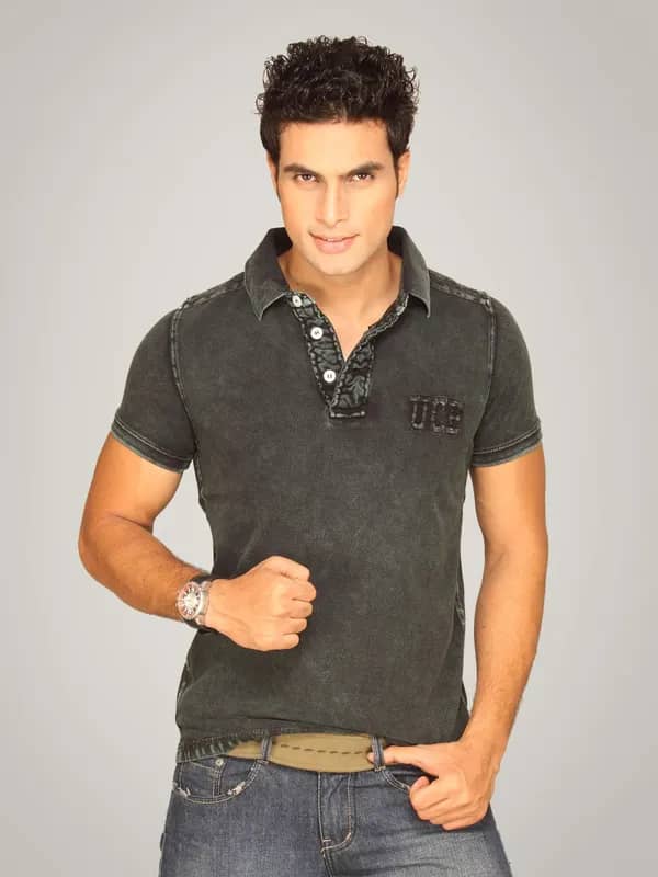 UCB Men's Polo Neck T-shirt In Solid Heavy Wash Black T-shirt