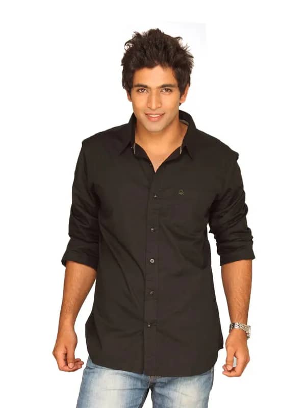 UCB Men Ben Logo Chest Black Shirt