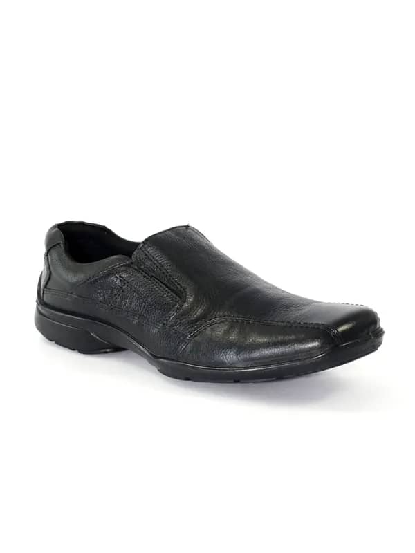 Red Tape Men Black Shoes
