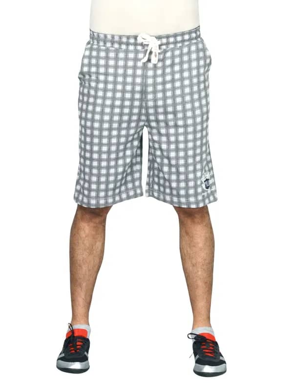 Proline Men Grey & White Checked Shorts