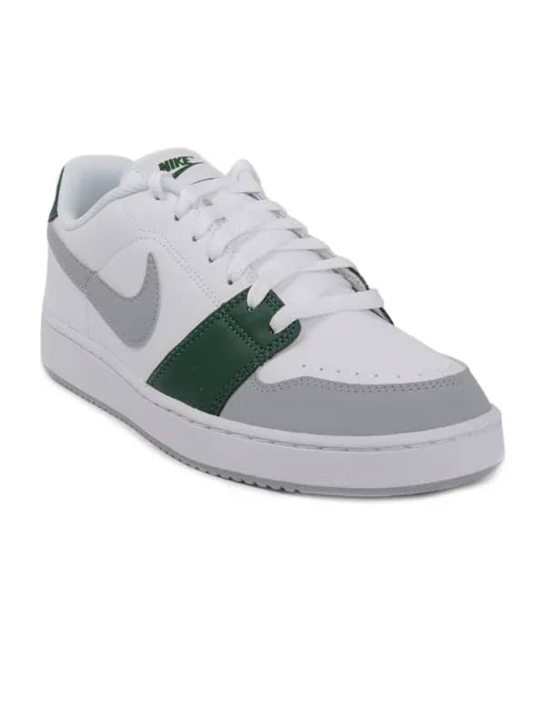 Nike Men Nike Backboard Grey Sports Shoes