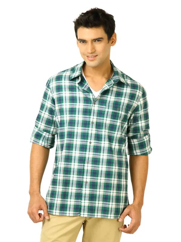 Indian Terrain Men Chase Green Shirts