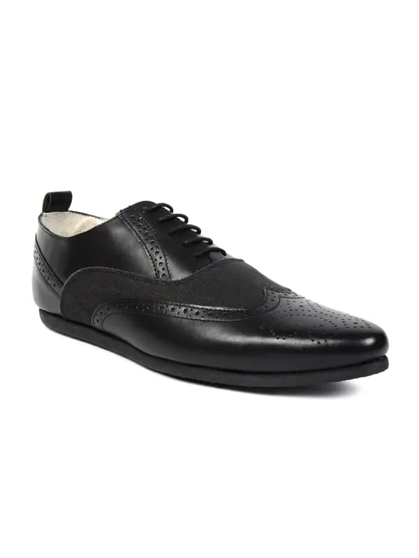 Carlton London Men Black Oxford Wingtip Brogues