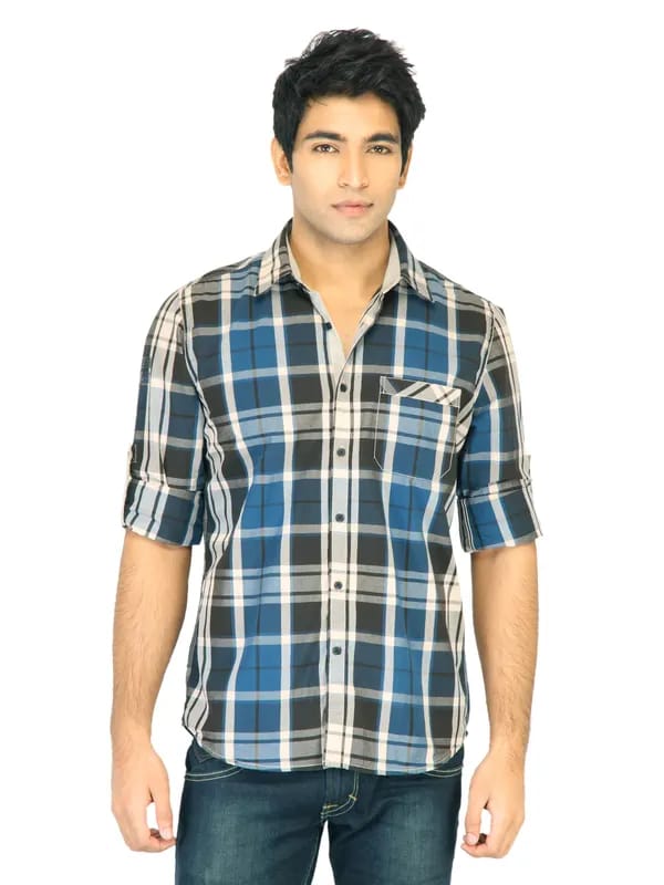Turtle Check Men Maroon Shirt