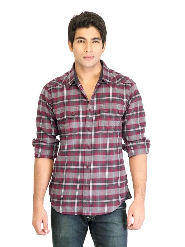 United Colors of Benetton Men Check Red Shirts