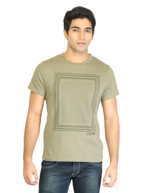 Levis Men Printed Olive Tshirts