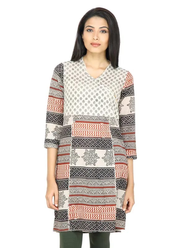 Mother Earth Women Printed Beige Kurta