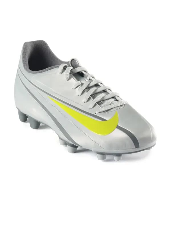 Nike Men Swift FG Grey Sports Shoe