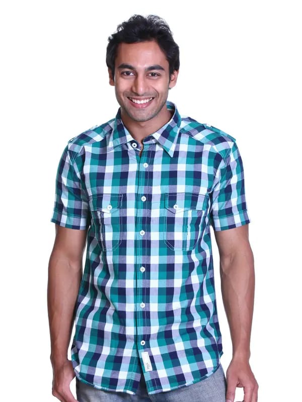Basics Men White & Green Slim Fit Shirt
