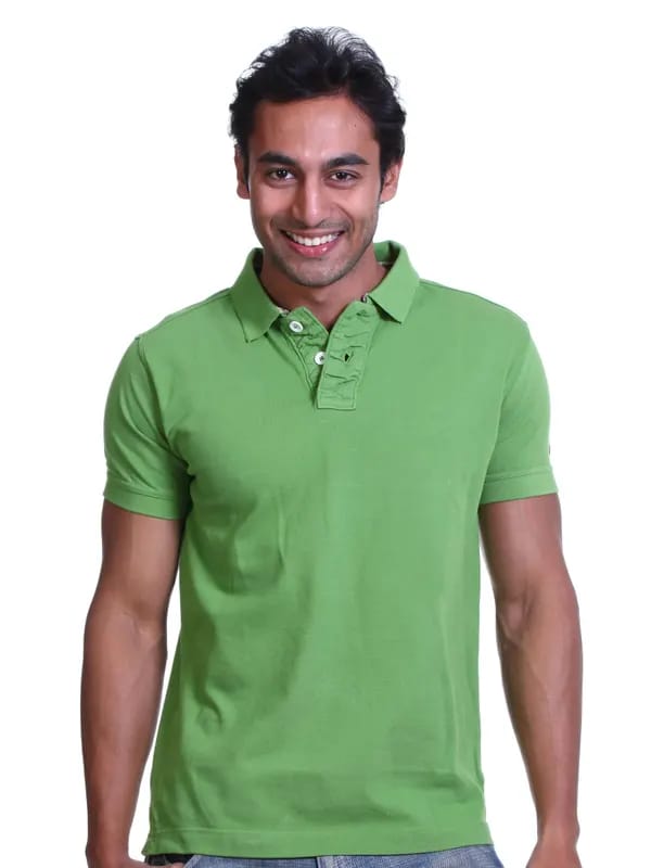 Basics Men Green Polo T-shirt