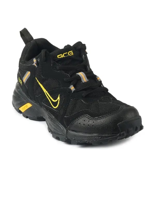 Nike Men Basecamp Black Sports Shoes