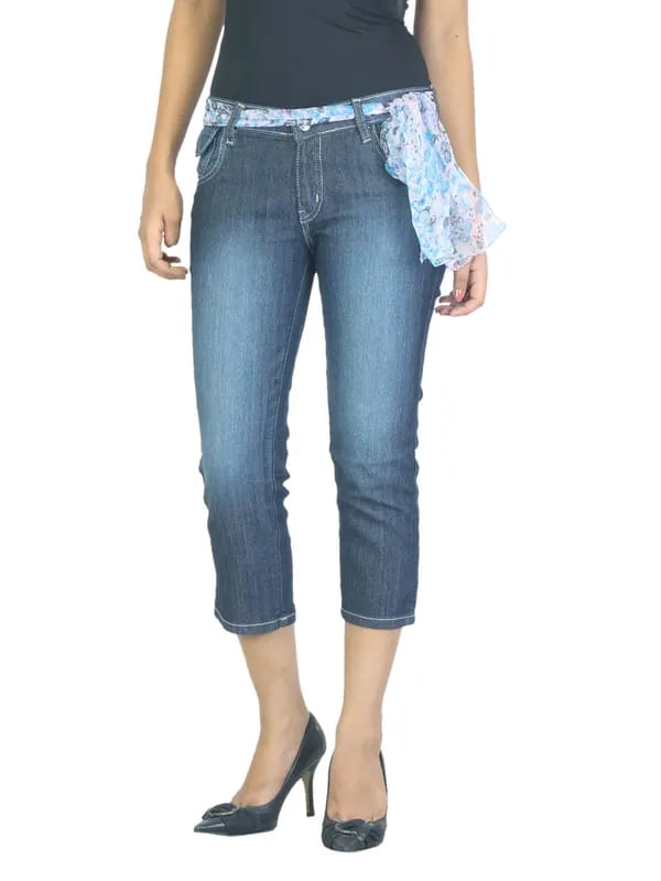 Jealous 21 Women Washed Blue Capris