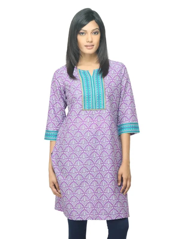 Aurelia Women Printed Purple Kurta