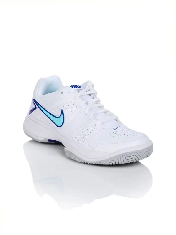 Nike Women White Sports Shoes