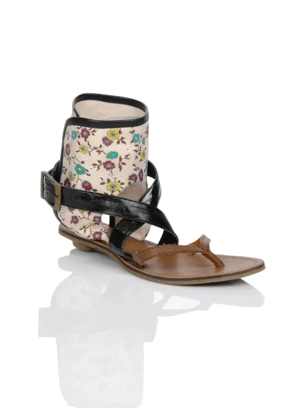 Catwalk Women Brown Flats