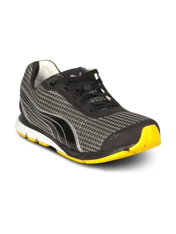 Puma Men's YugoRun Black White Shoe