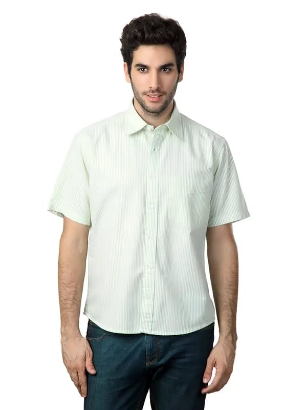 Scullers Men Striped Green Shirt
