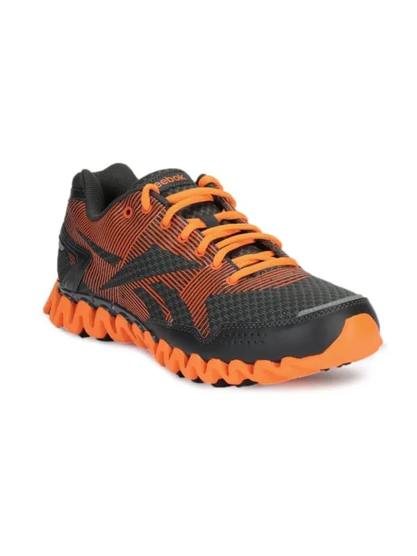 Reebok Men Black Zignano Rhythm Sports Shoes
