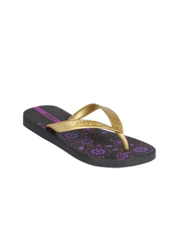 iPanema Women Black Flip Flops