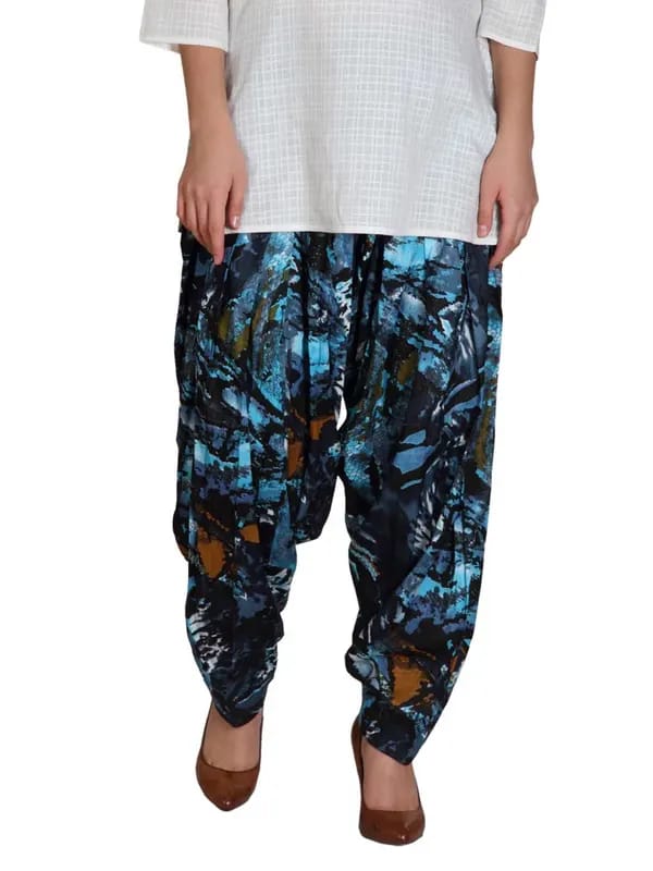 Shree Women Black Printed Patiala