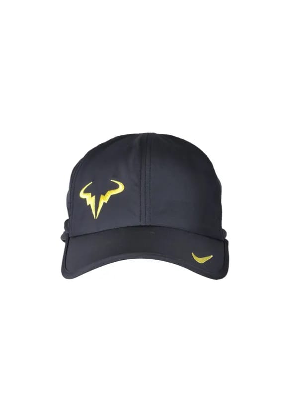 Nike Unisex Rafa Bull Log Black Caps