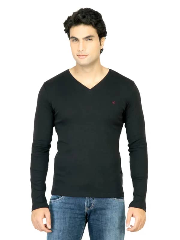 United Colors of Benetton Men Solid Black TShirt