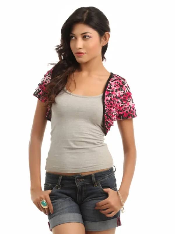 Tonga Women Pink Printed Shrug